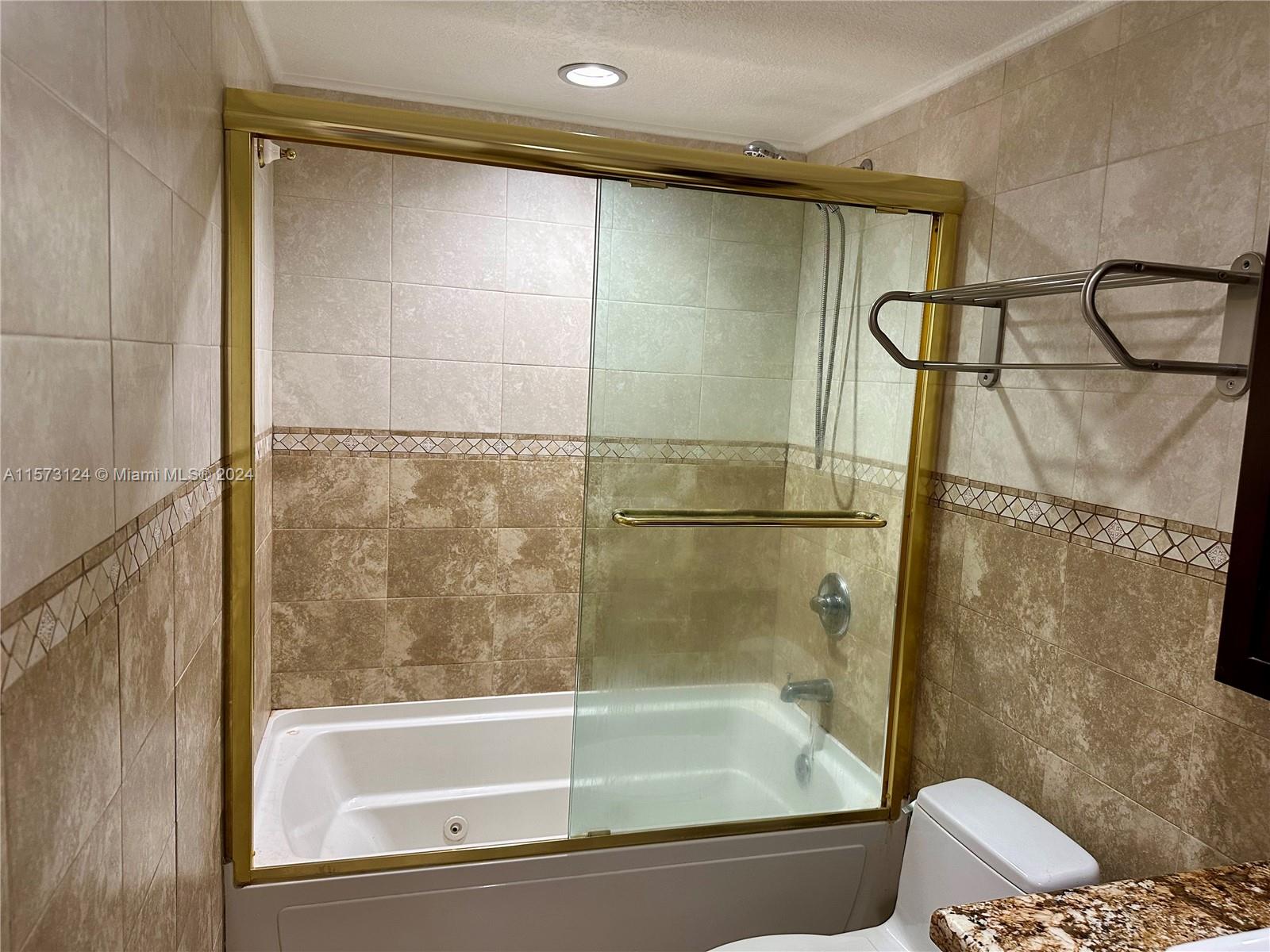 OCEANVIEW BUILDING B COND - Residential
