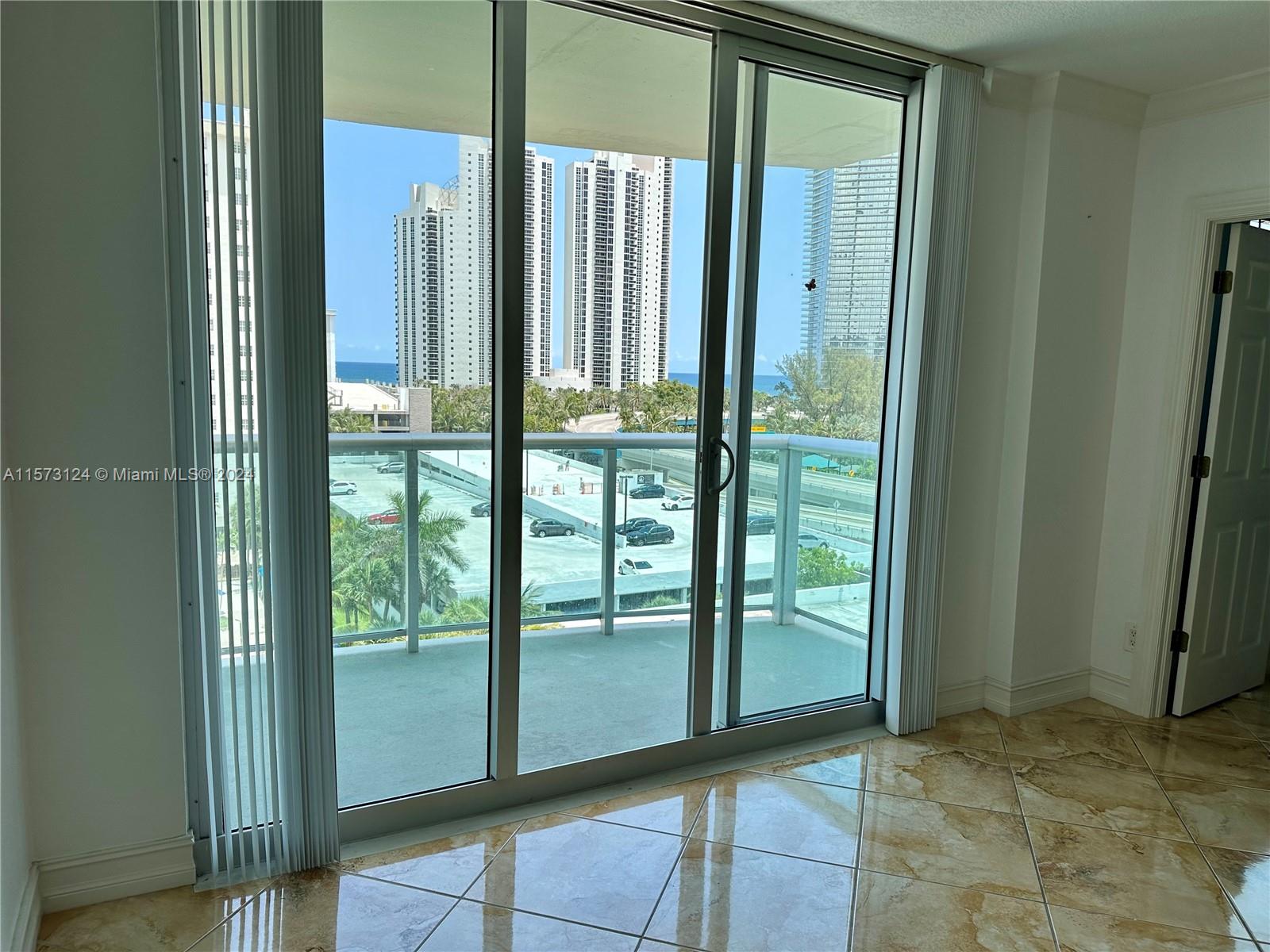 OCEANVIEW BUILDING B COND - Residential