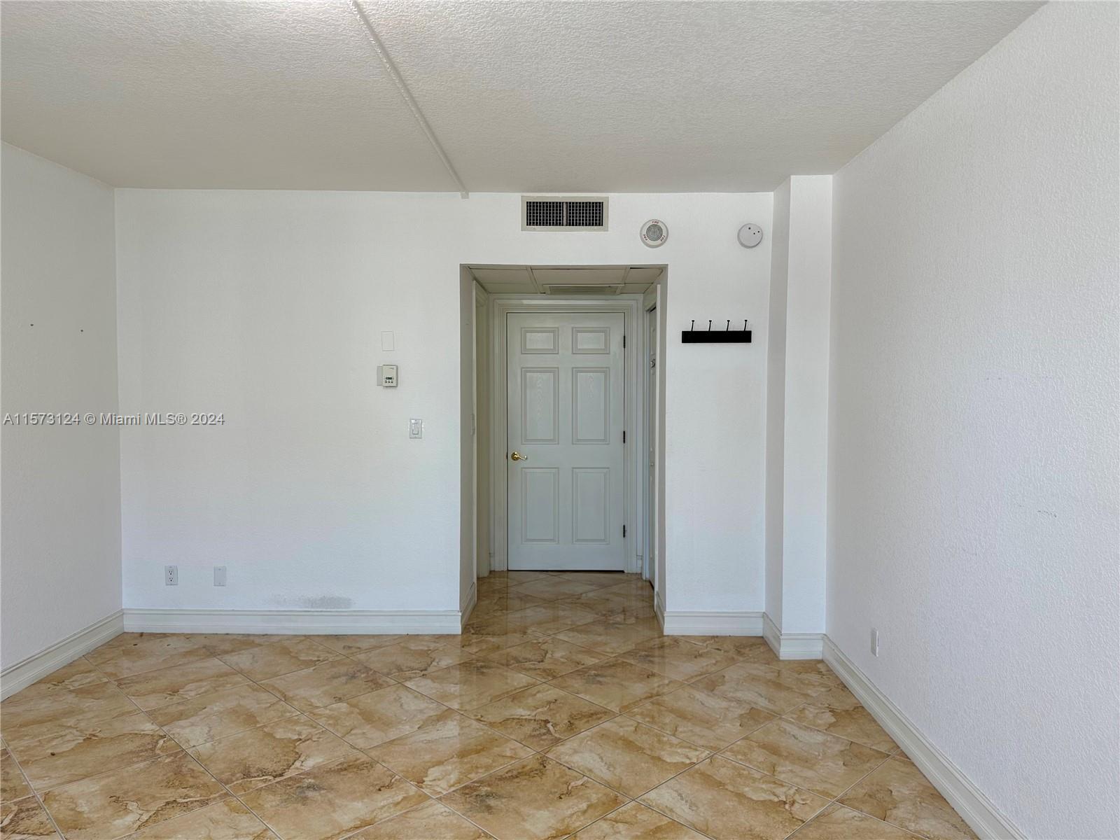 OCEANVIEW BUILDING B COND - Residential