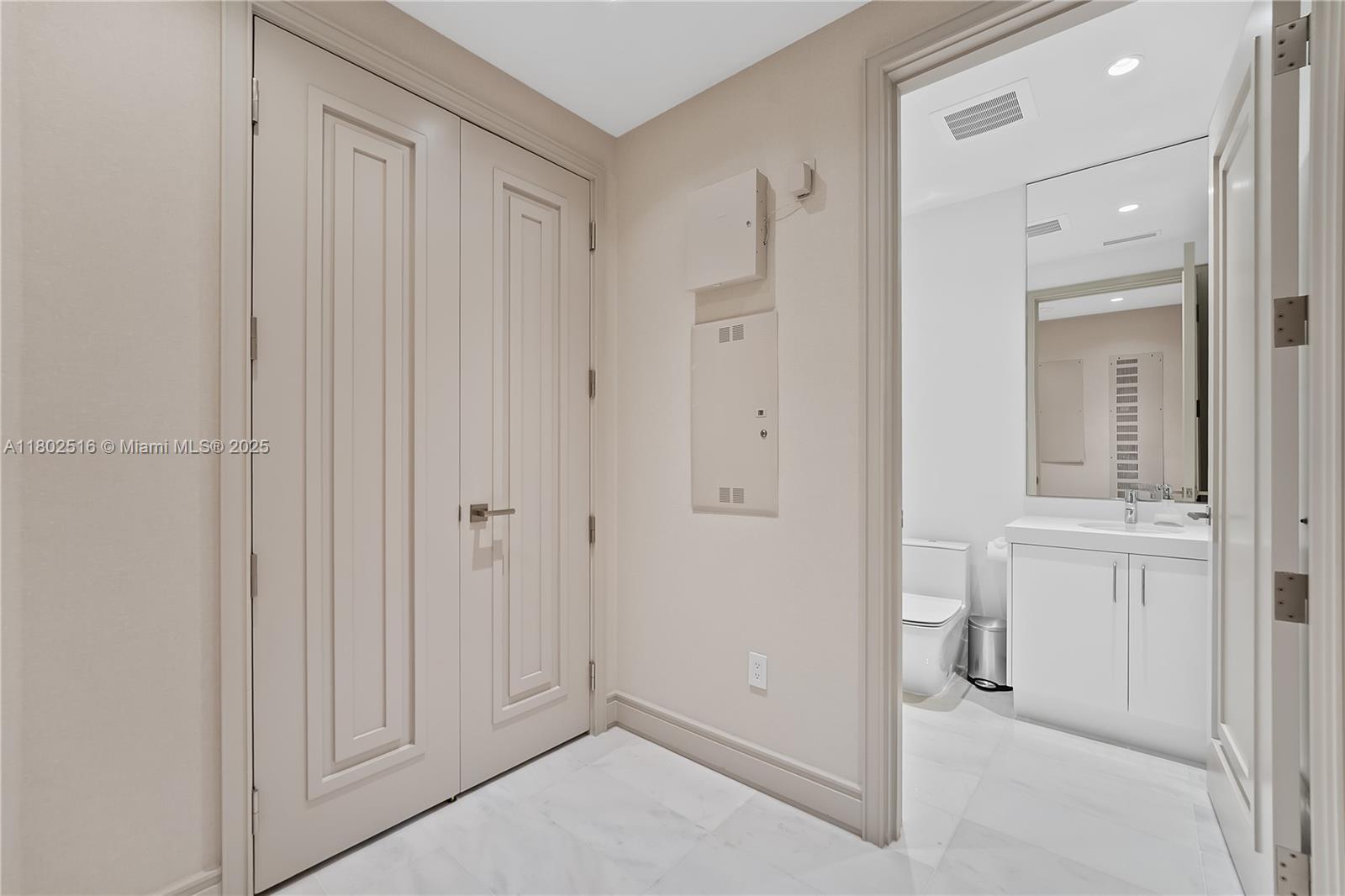 NORTH BISCAYNE BEACH AMEN - Residential Lease