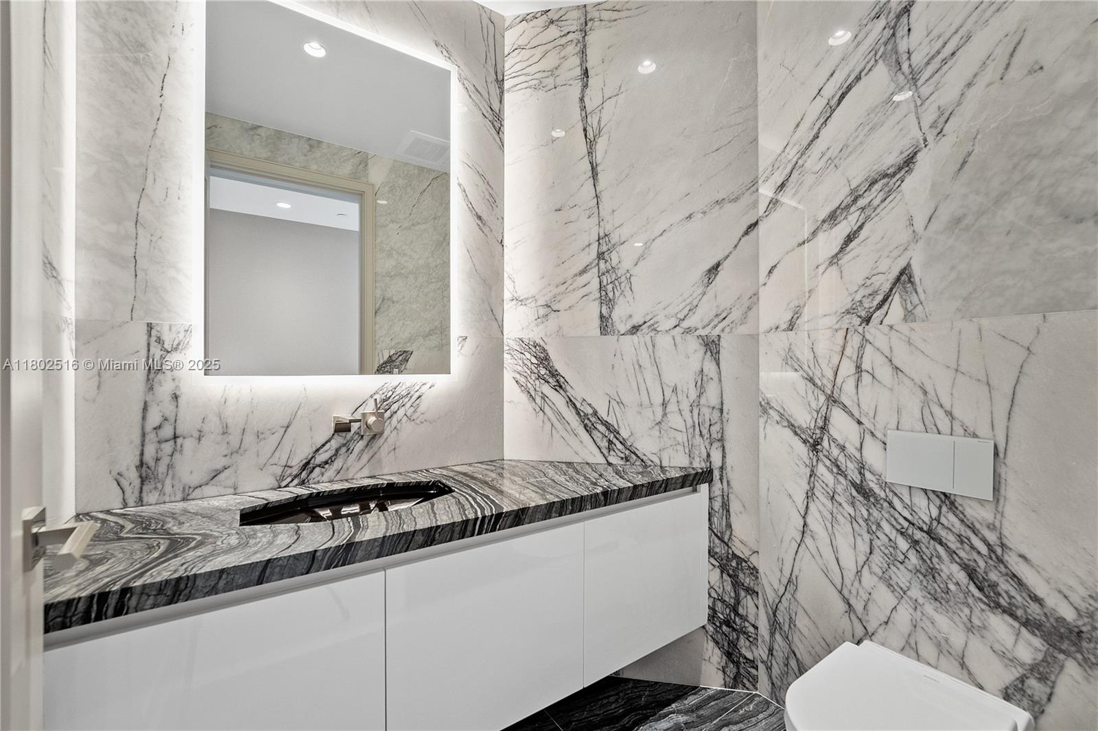 NORTH BISCAYNE BEACH AMEN - Residential Lease