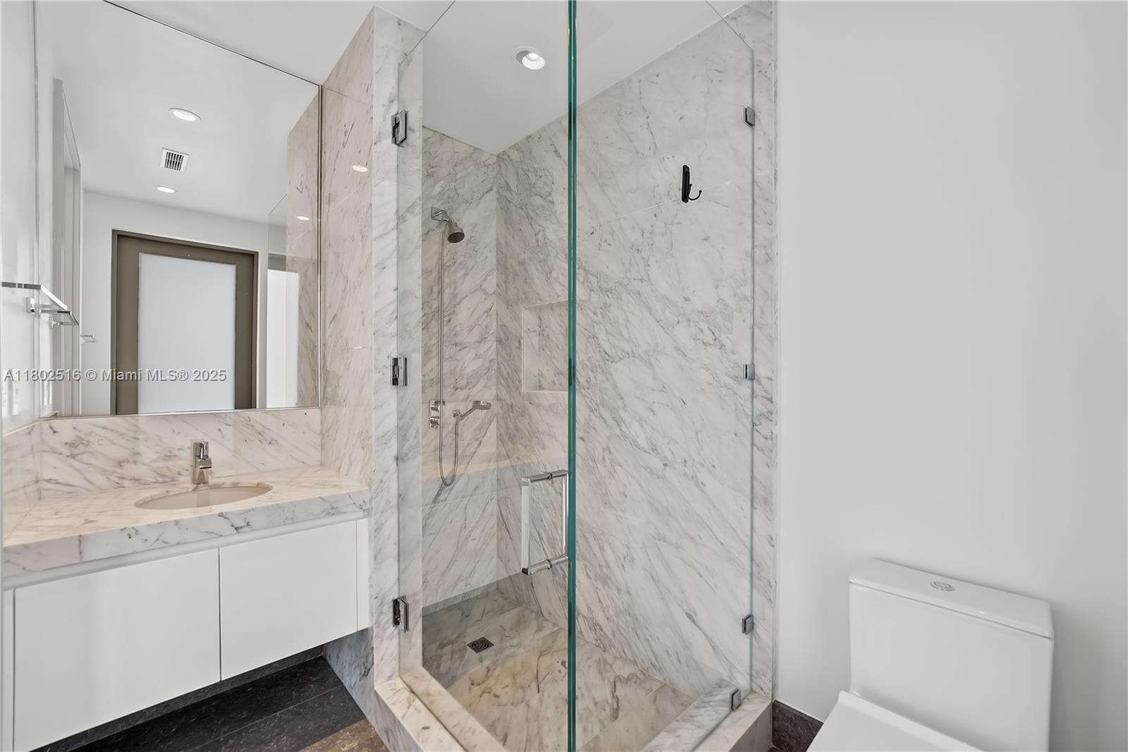 NORTH BISCAYNE BEACH AMEN - Residential Lease