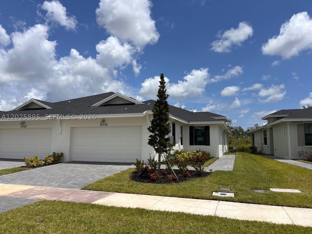 Photo of 10755 NW Wilgrove Lane #10755, Port St Lucie, FL 34987 (MLS # A12025895)
