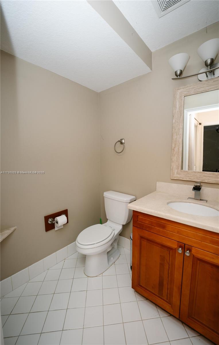 PEMBROKE ISLES 1 - Residential