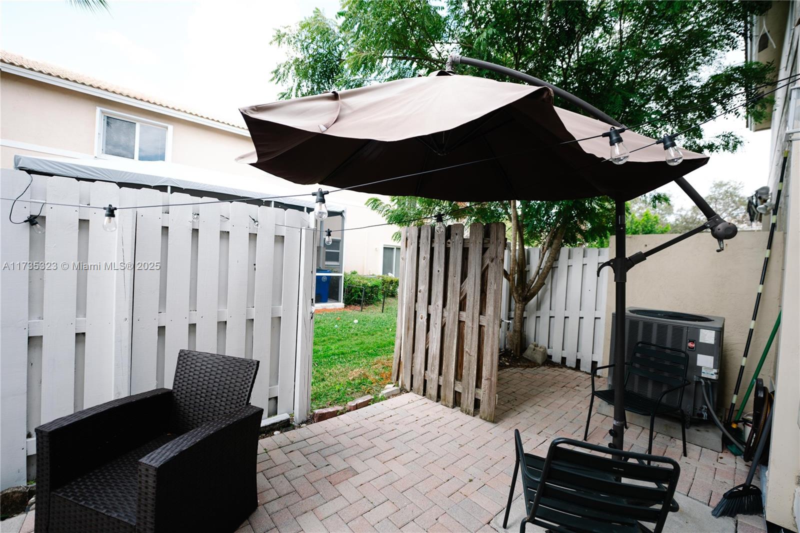 PEMBROKE ISLES 1 - Residential