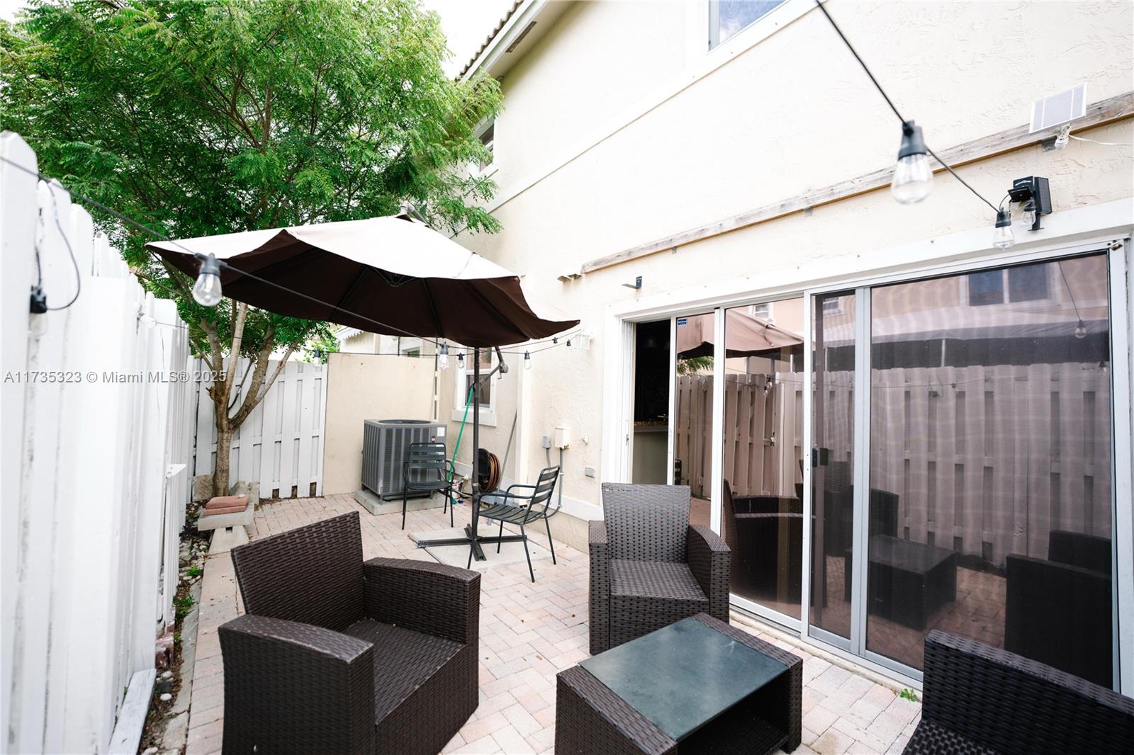 PEMBROKE ISLES 1 - Residential