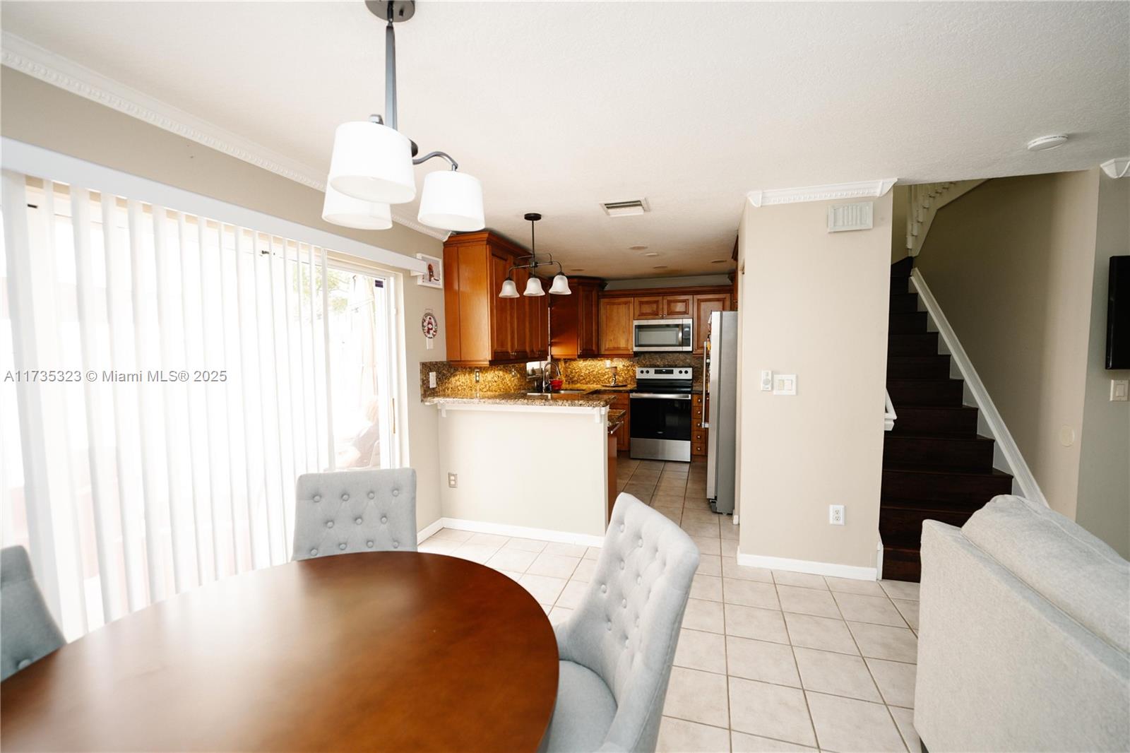 PEMBROKE ISLES 1 - Residential
