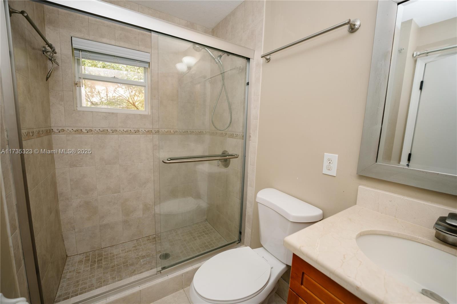 PEMBROKE ISLES 1 - Residential