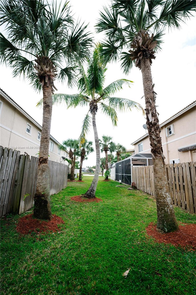 PEMBROKE ISLES 1 - Residential