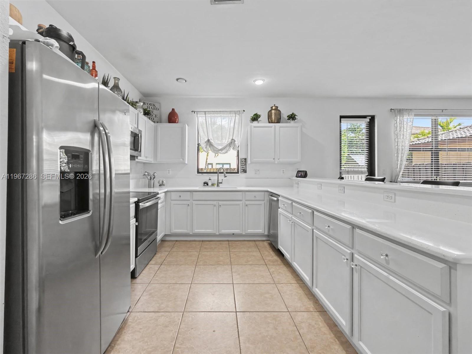 INTERLAKEN - Residential