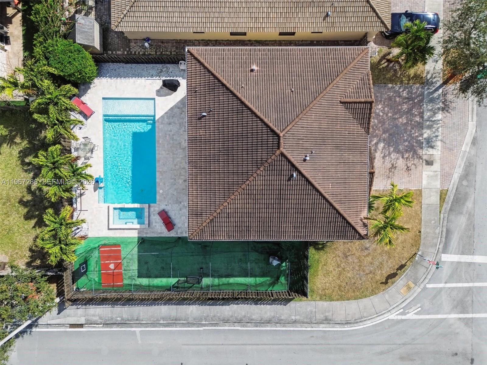 INTERLAKEN - Residential