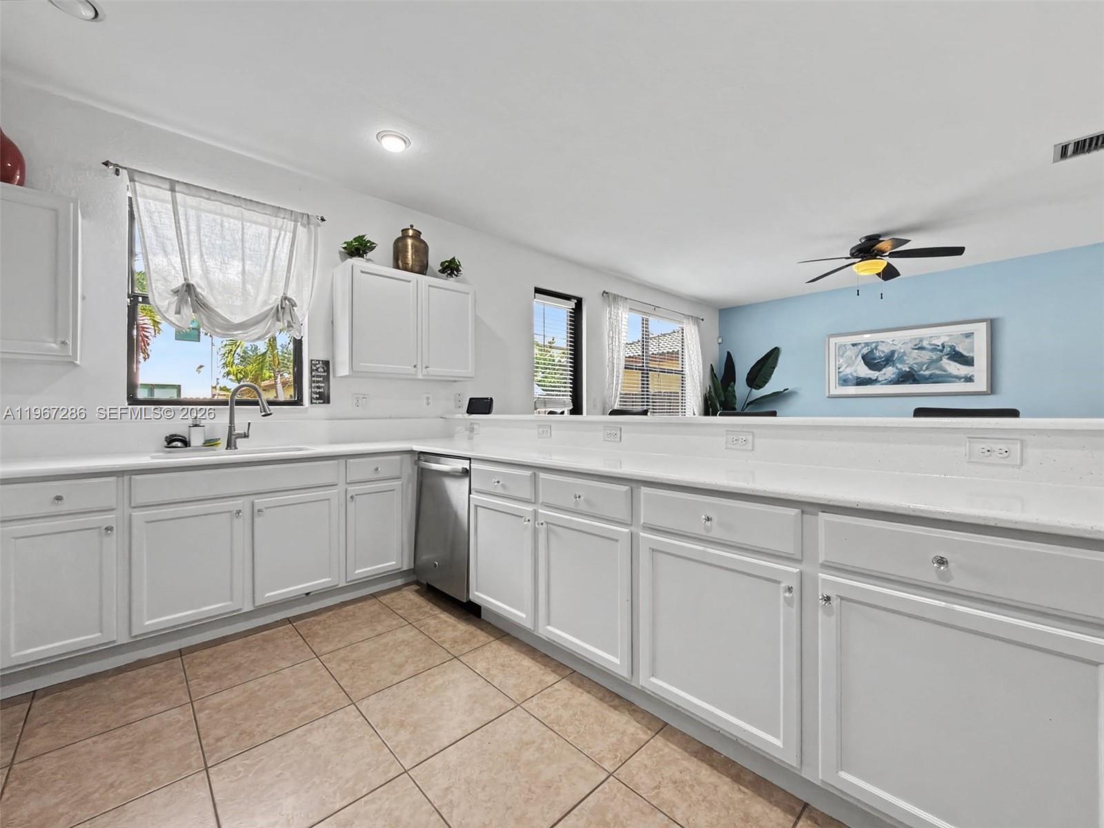 INTERLAKEN - Residential