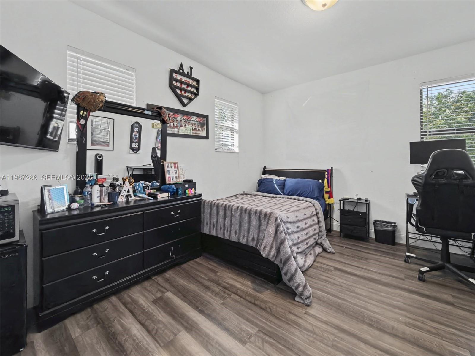 INTERLAKEN - Residential