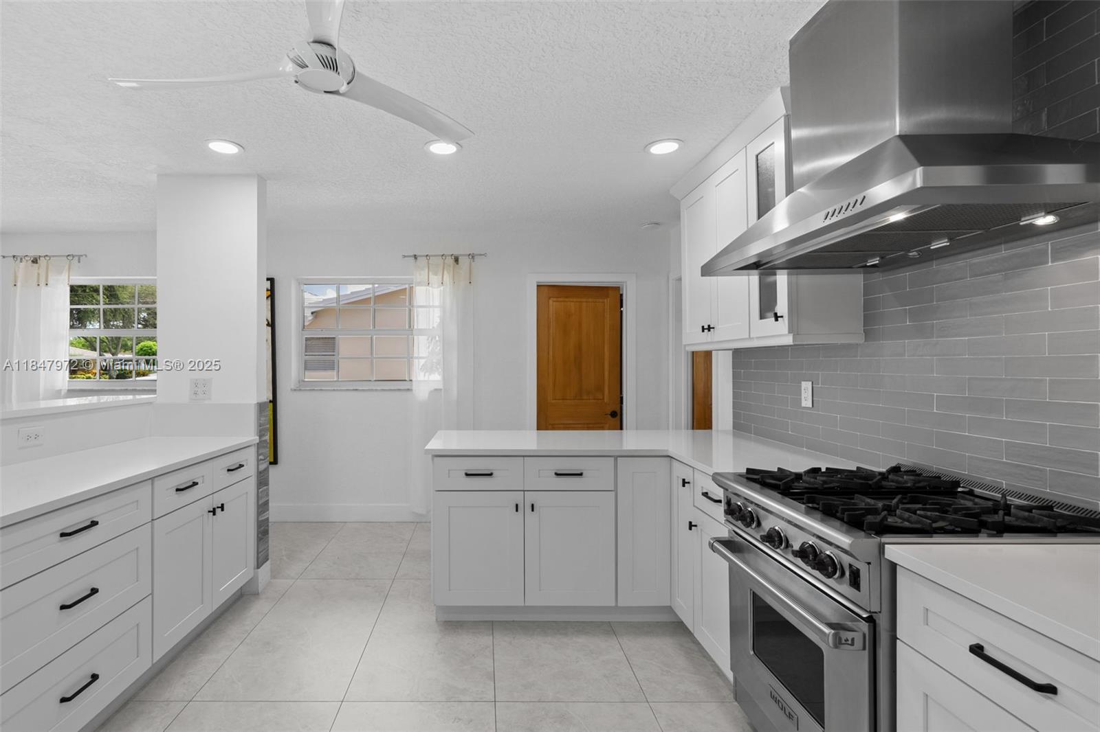 HARBOR VILLAGE SEC I - Residential