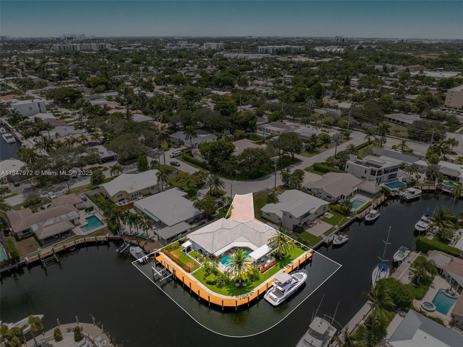 HARBOR VILLAGE SEC I - Residential