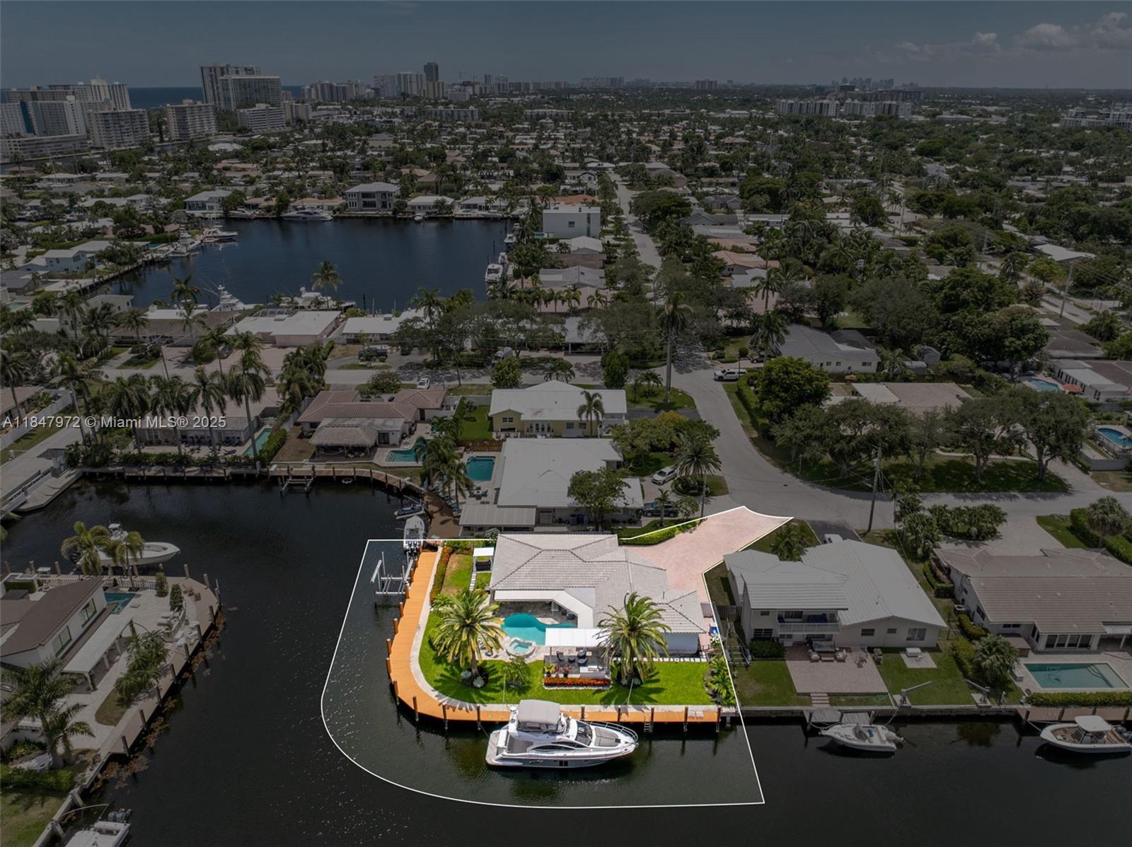 HARBOR VILLAGE SEC I - Residential