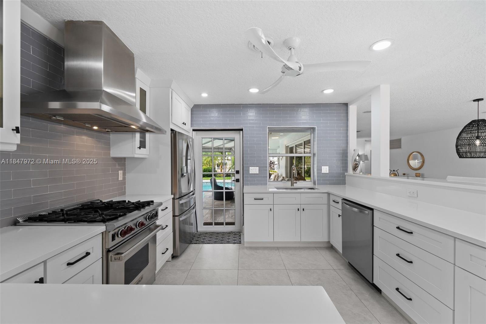 HARBOR VILLAGE SEC I - Residential