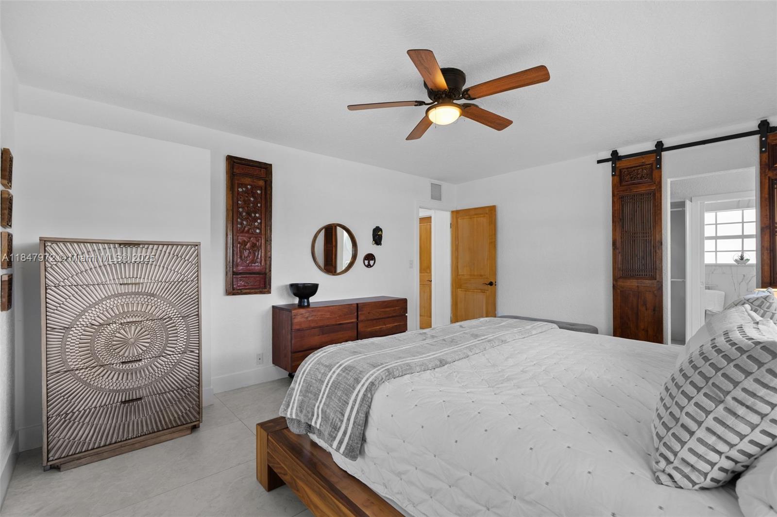 HARBOR VILLAGE SEC I - Residential