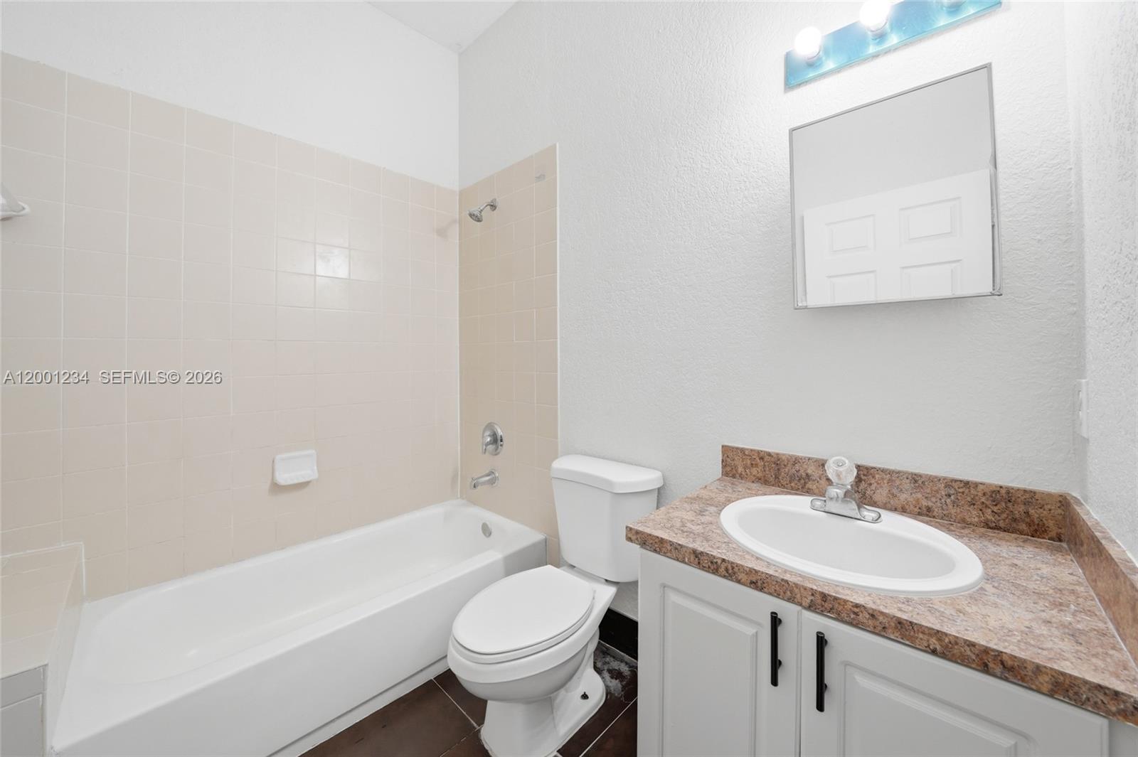 VILLAGE OF PALM BAY - Residential Lease