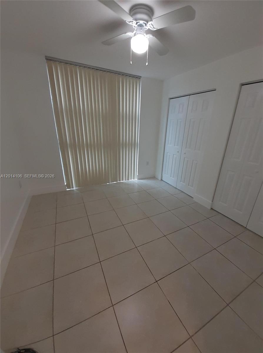 INTERNATIONAL PARK CONDO - Residential