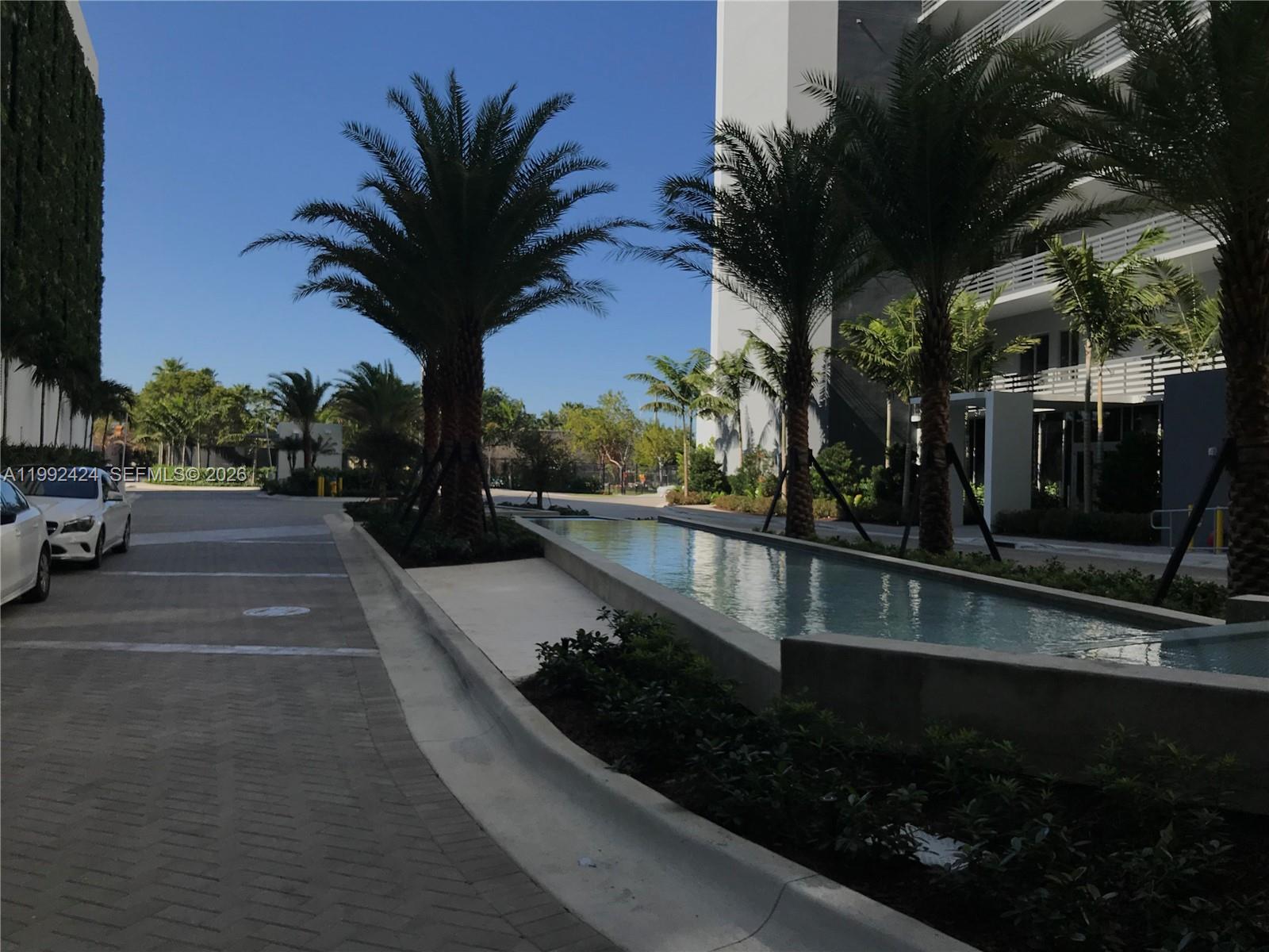 The Harbour North Condo - Residential