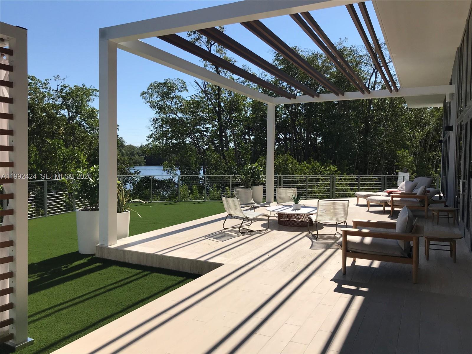 The Harbour North Condo - Residential