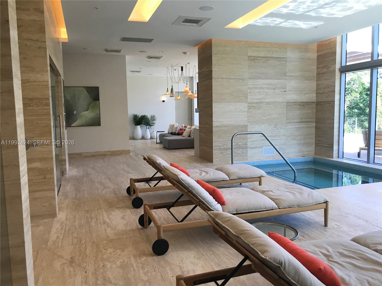 The Harbour North Condo - Residential