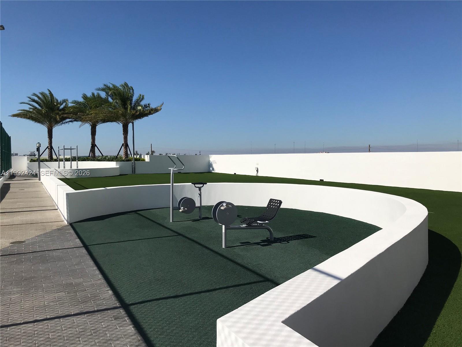 The Harbour North Condo - Residential