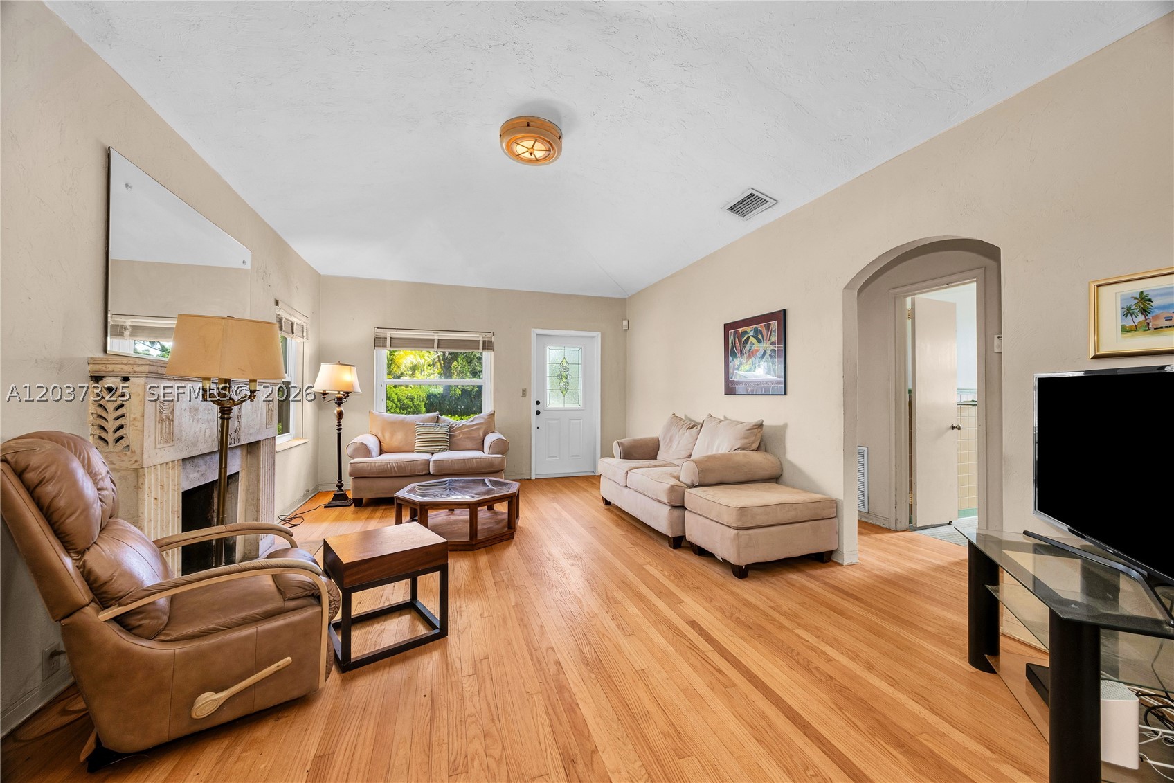 28 NW 100th St