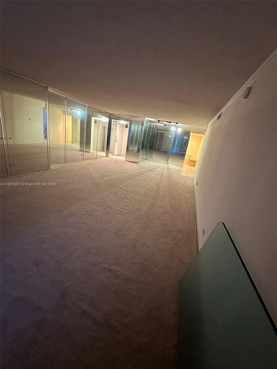 MAISON GRANDE CONDO - Residential