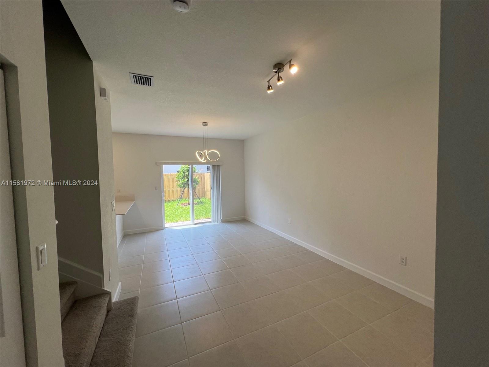 WESTVIEW - Residential Lease