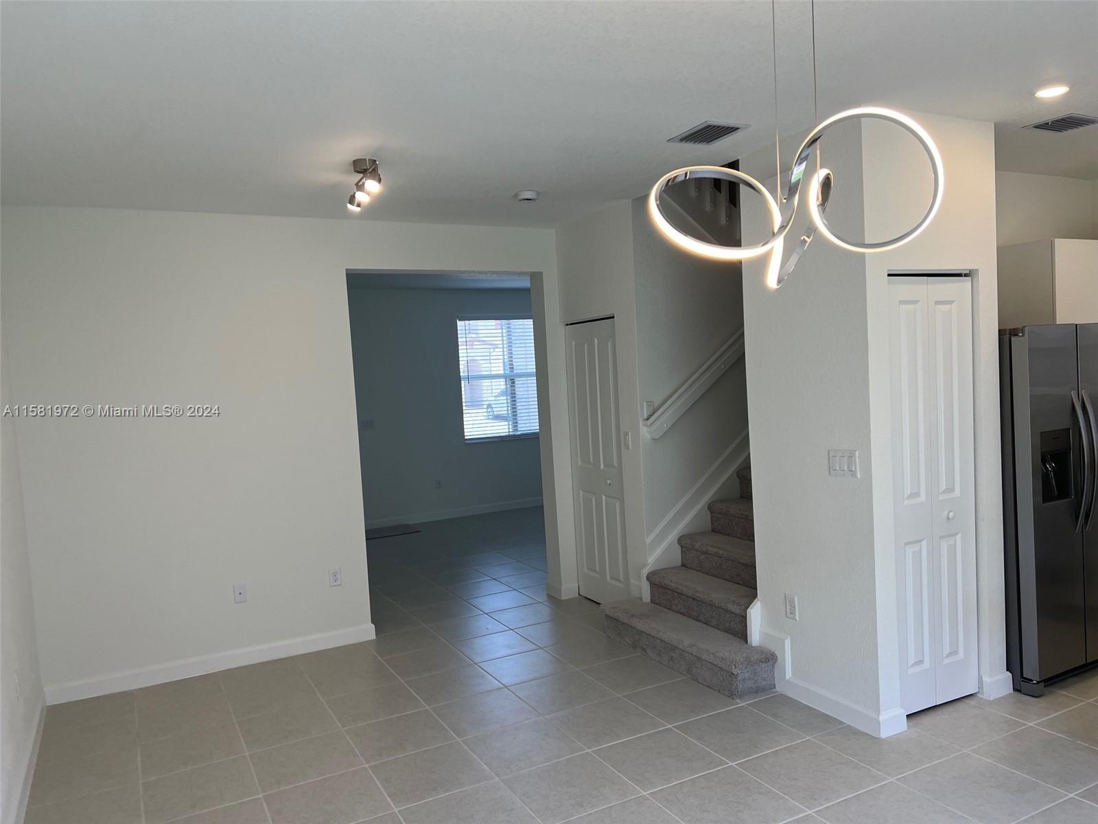 WESTVIEW - Residential Lease