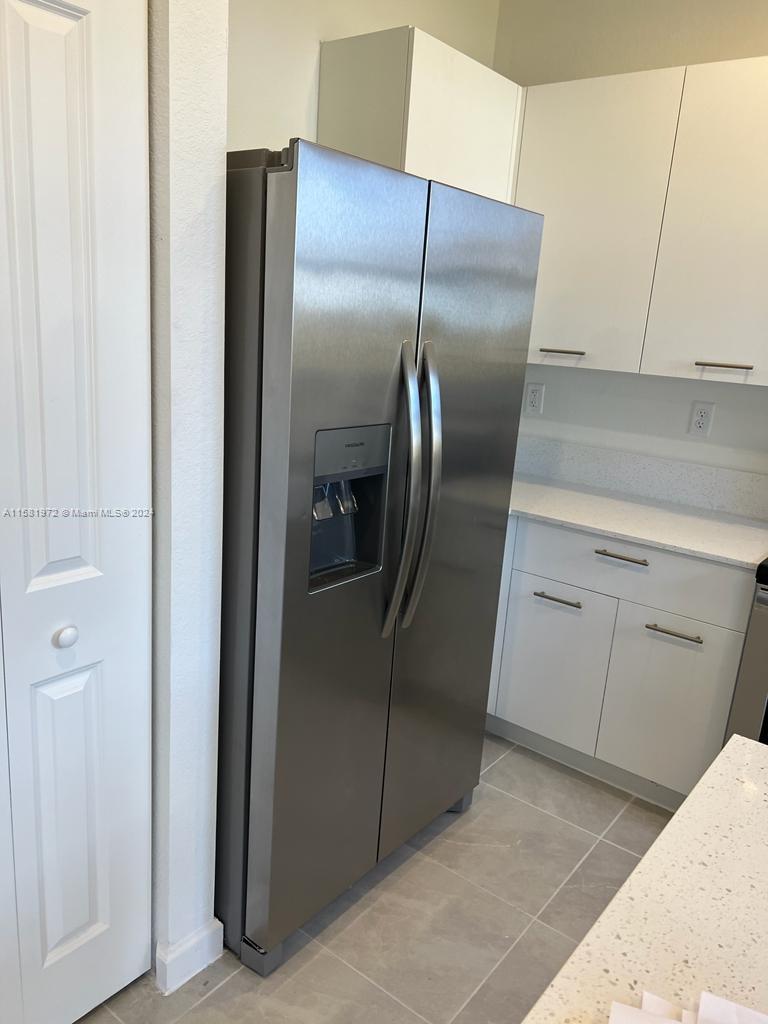 WESTVIEW - Residential Lease