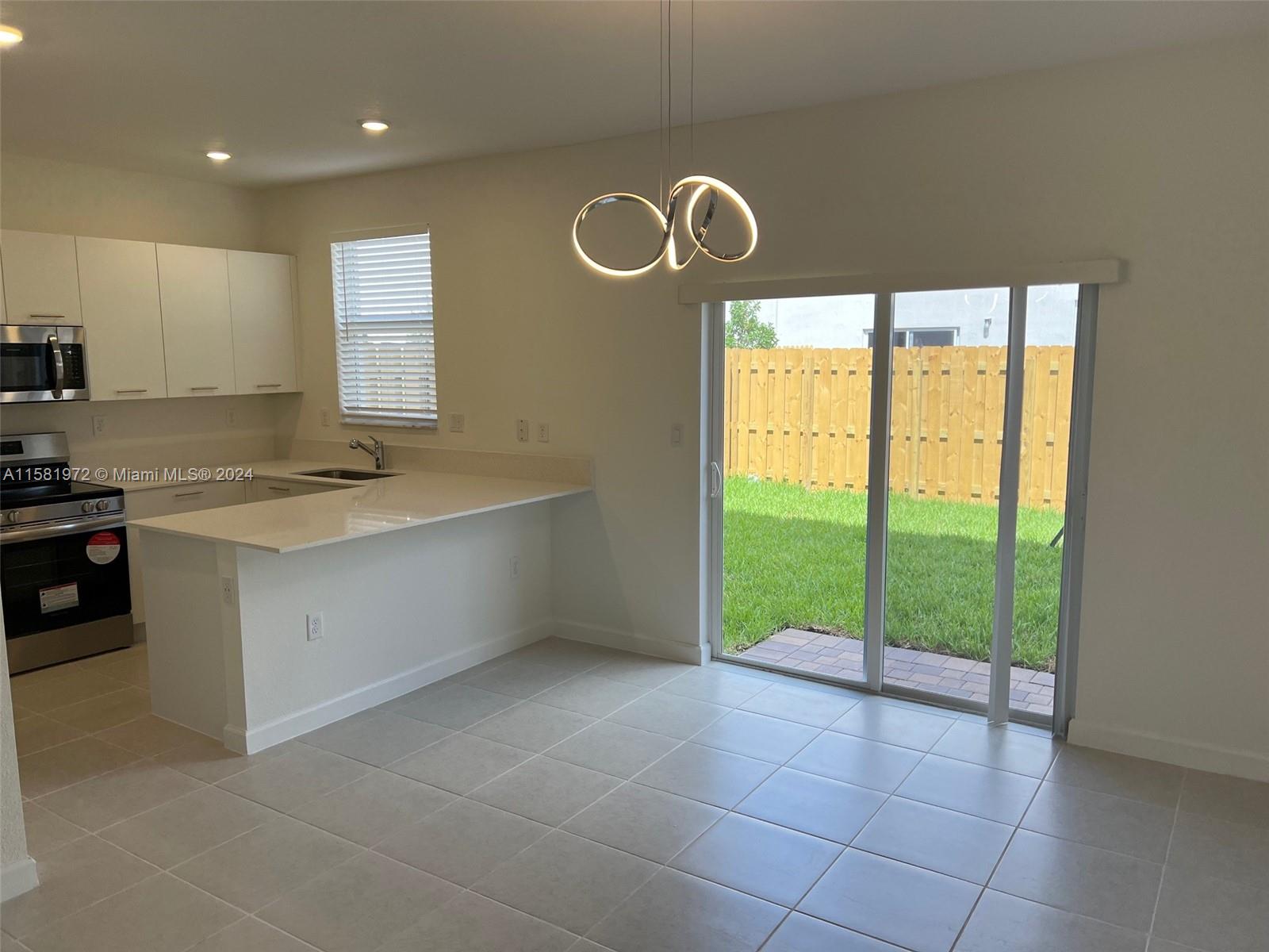 WESTVIEW - Residential Lease