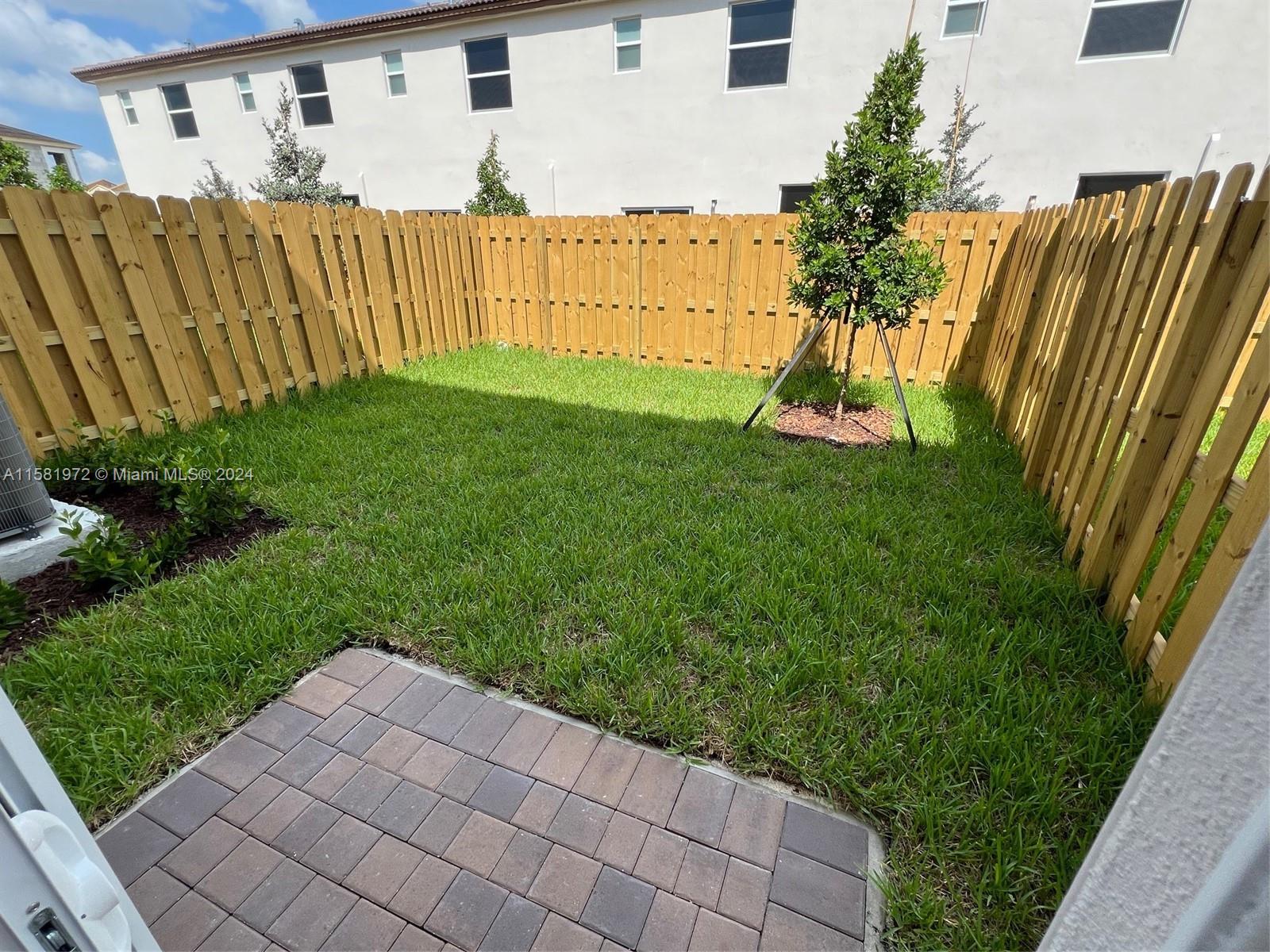 WESTVIEW - Residential Lease