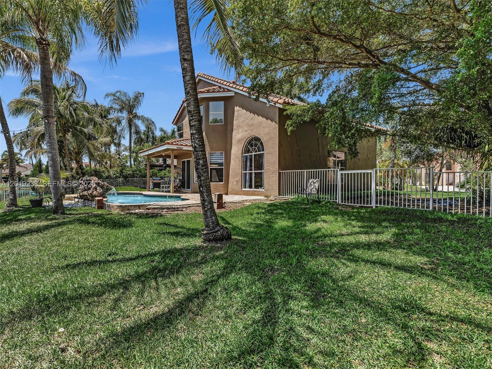 CHAPEL LAKE ESTATES - Residential