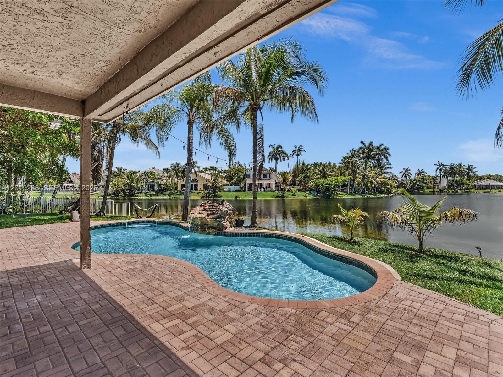 CHAPEL LAKE ESTATES - Residential
