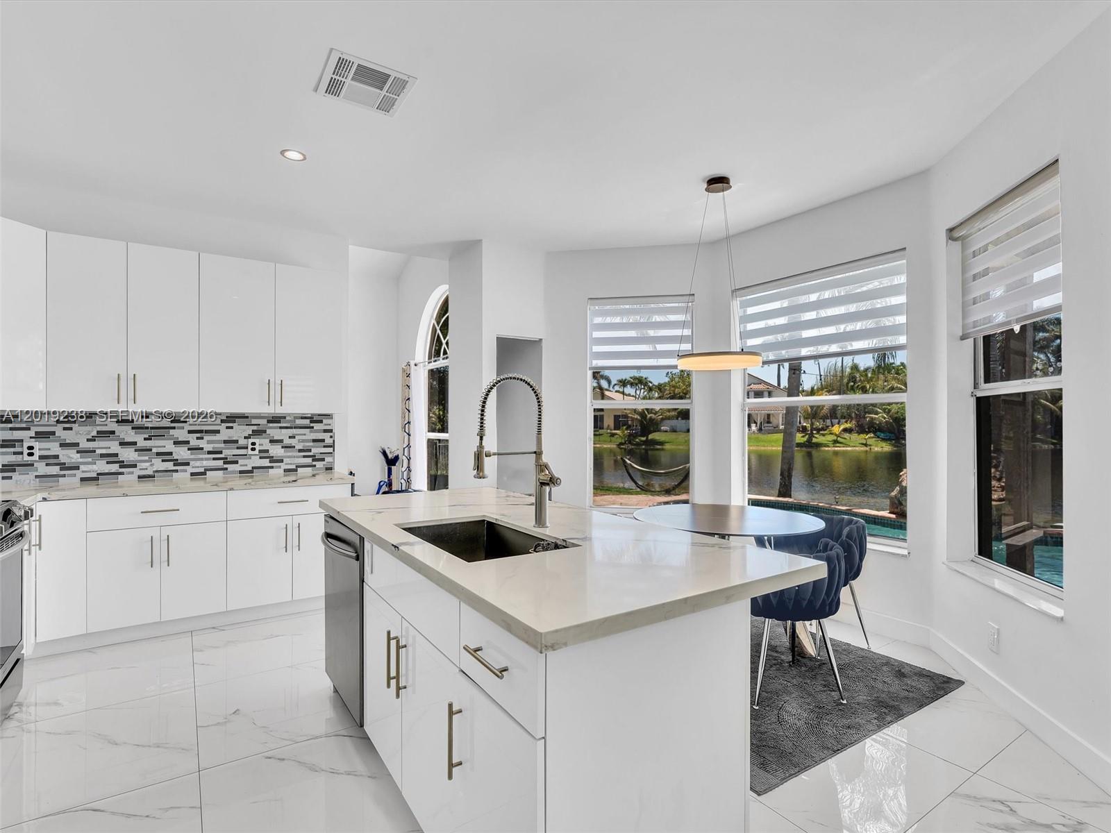CHAPEL LAKE ESTATES - Residential