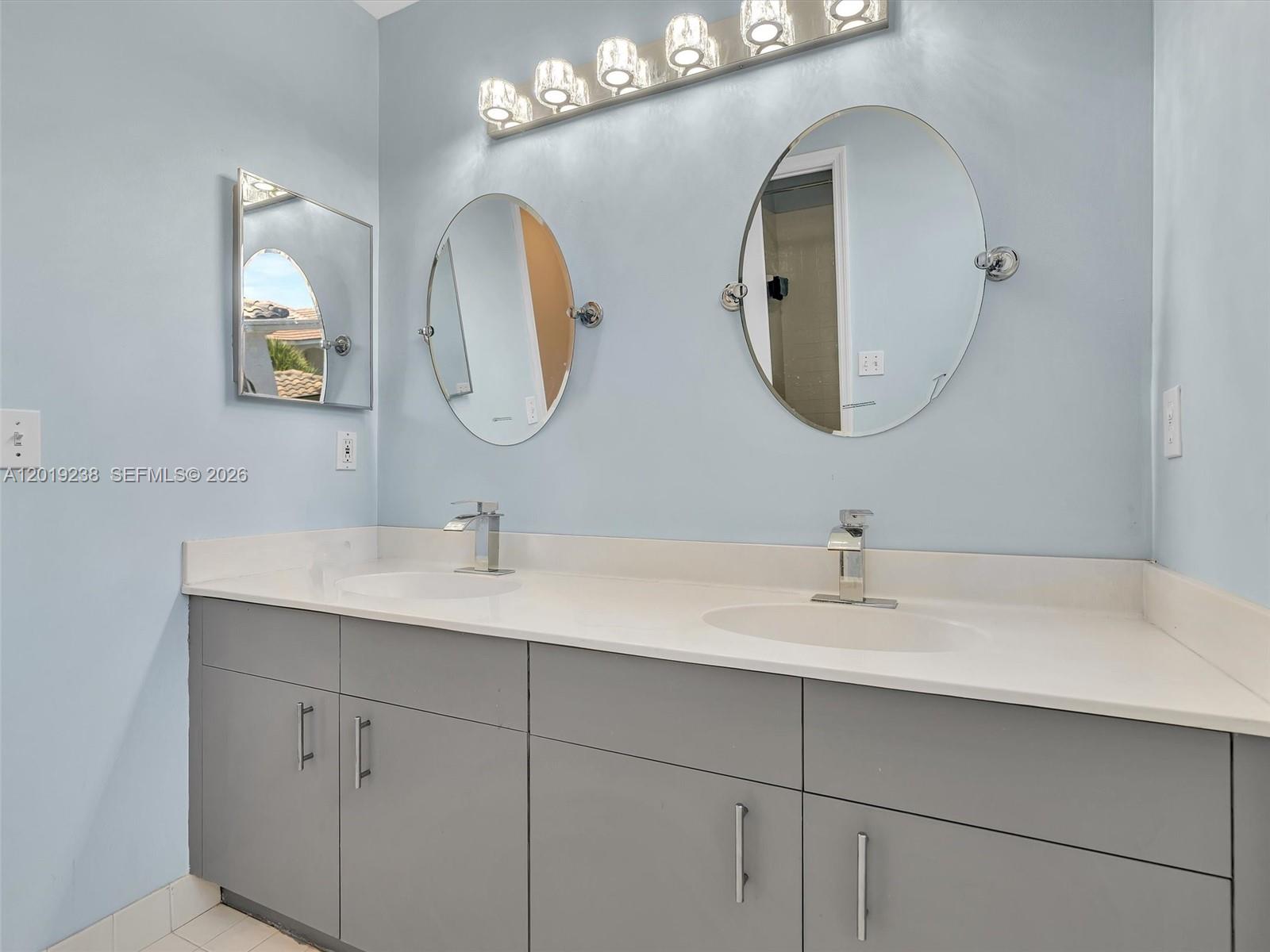 CHAPEL LAKE ESTATES - Residential