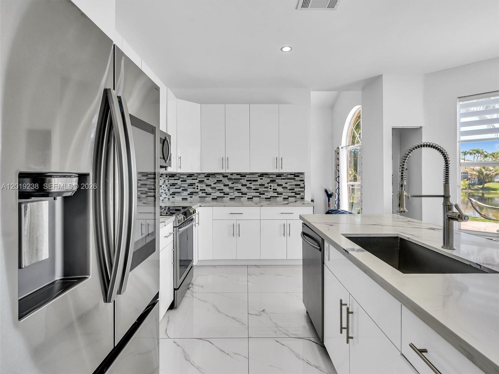CHAPEL LAKE ESTATES - Residential