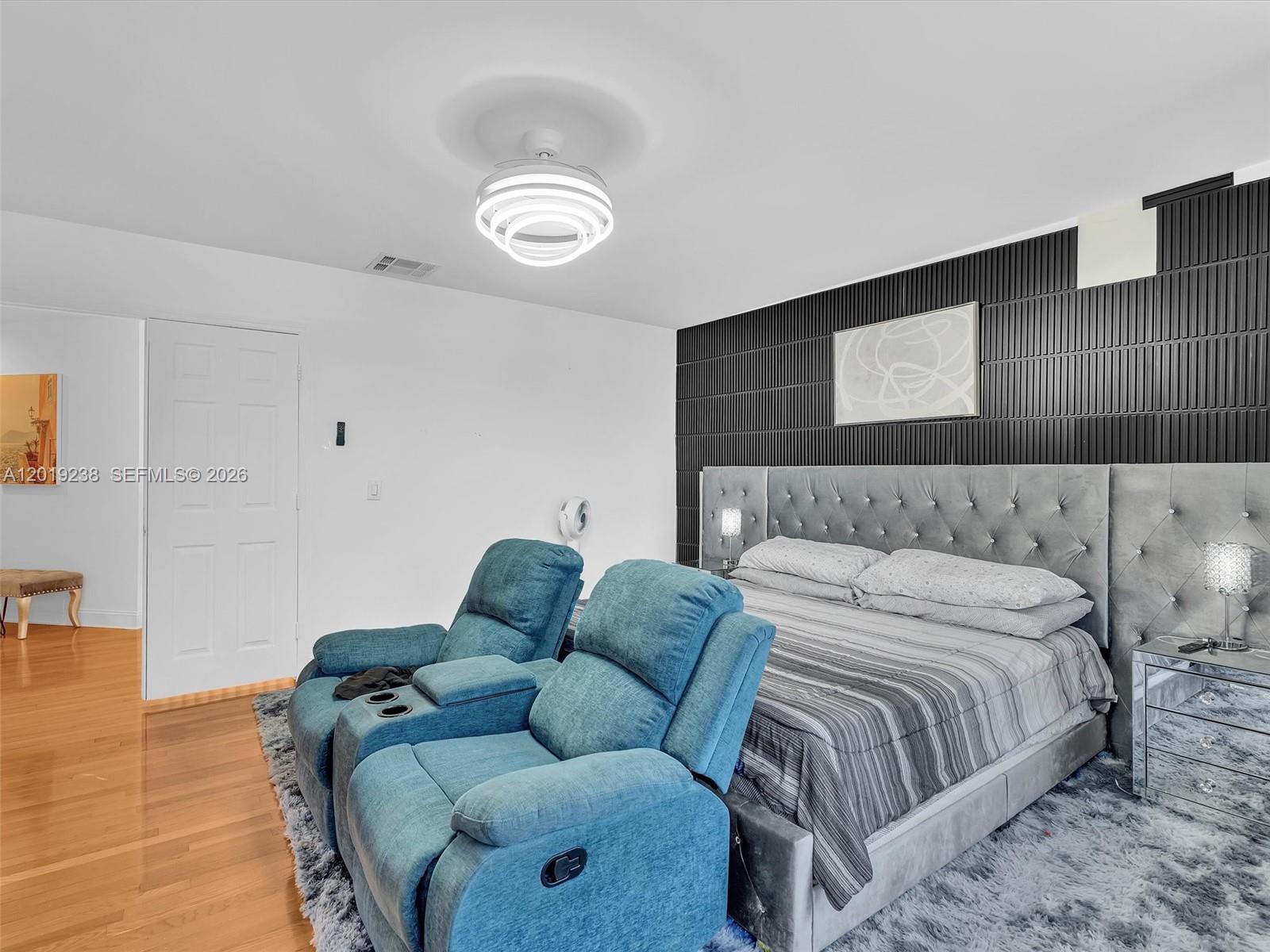 CHAPEL LAKE ESTATES - Residential