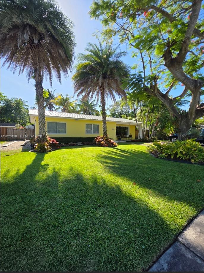 BEVERLY GARDENS - Residential