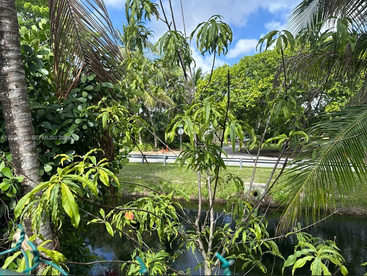 BEVERLY GARDENS - Residential