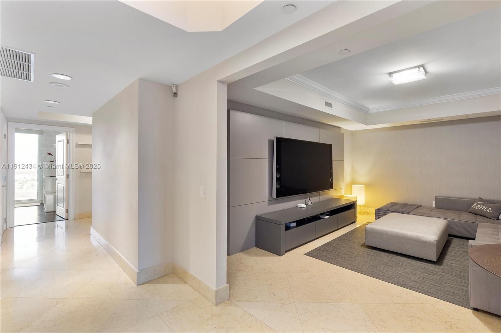 BELLAMARE @ WILLIAMS ISLA - Residential