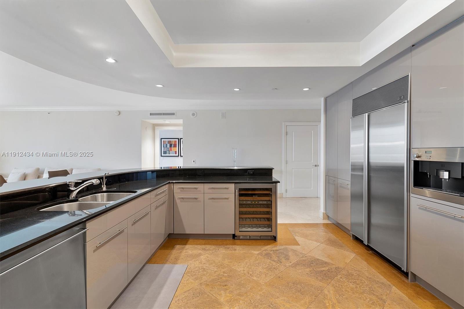 BELLAMARE @ WILLIAMS ISLA - Residential