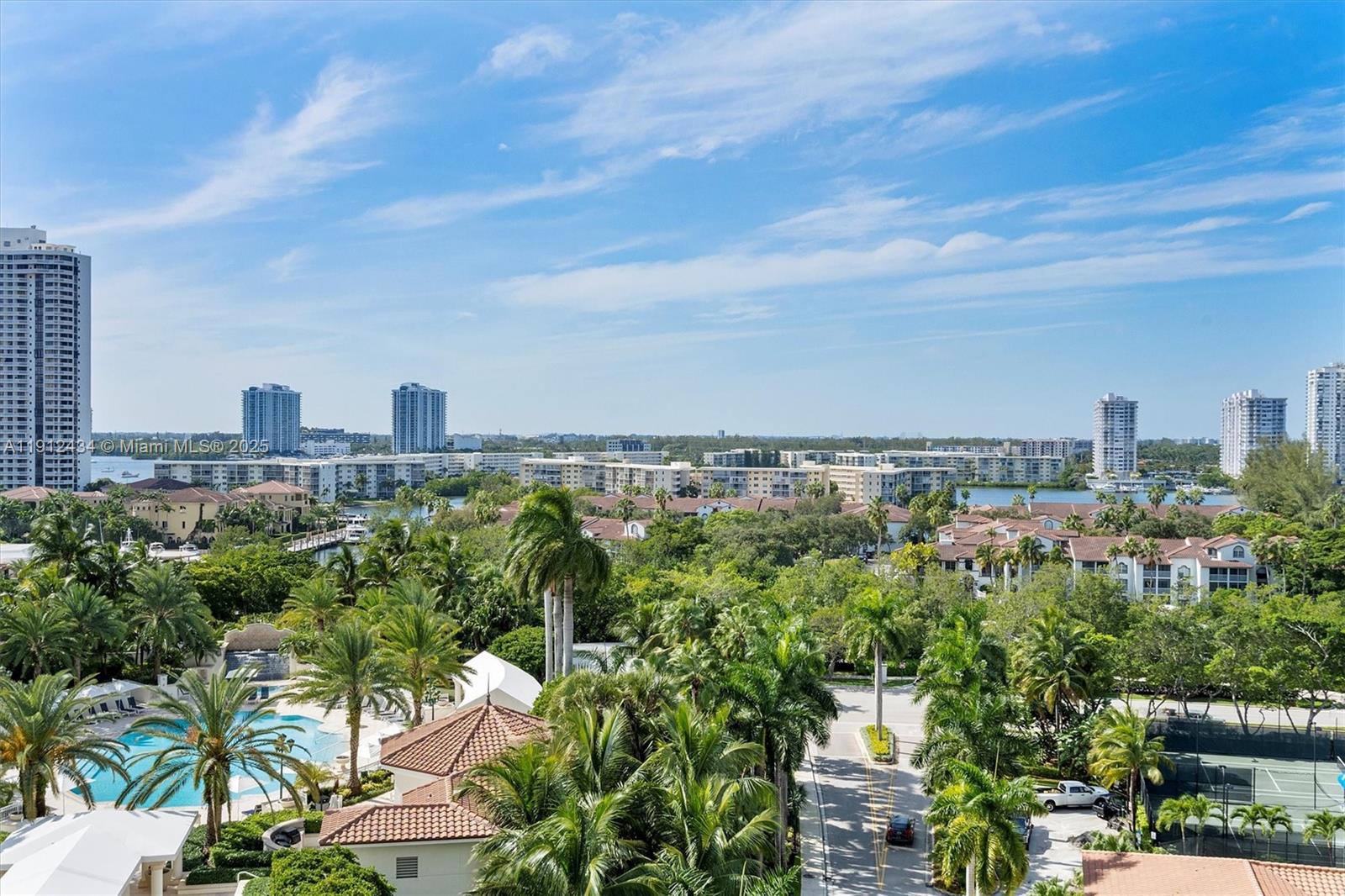 BELLAMARE @ WILLIAMS ISLA - Residential