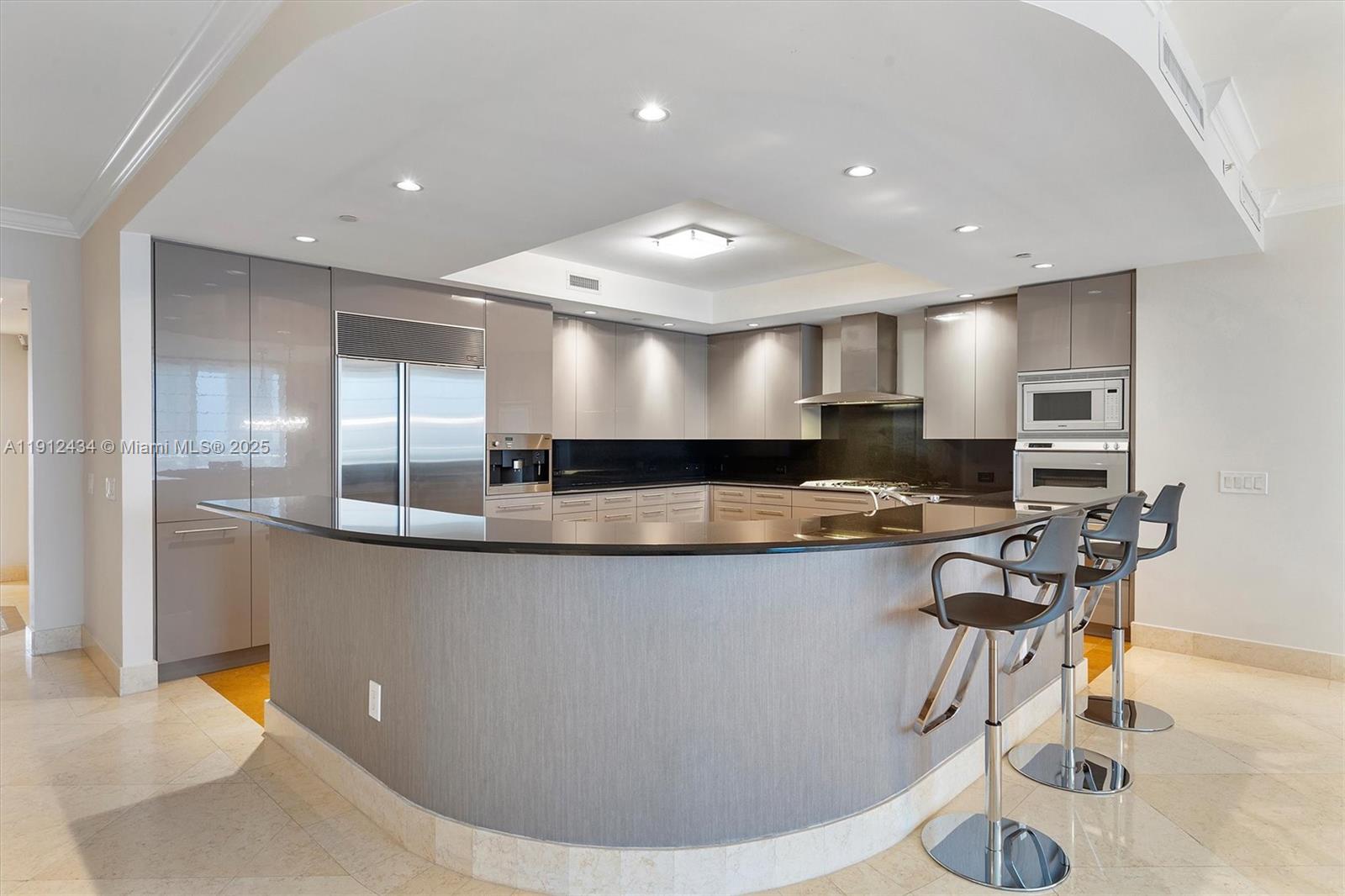 BELLAMARE @ WILLIAMS ISLA - Residential