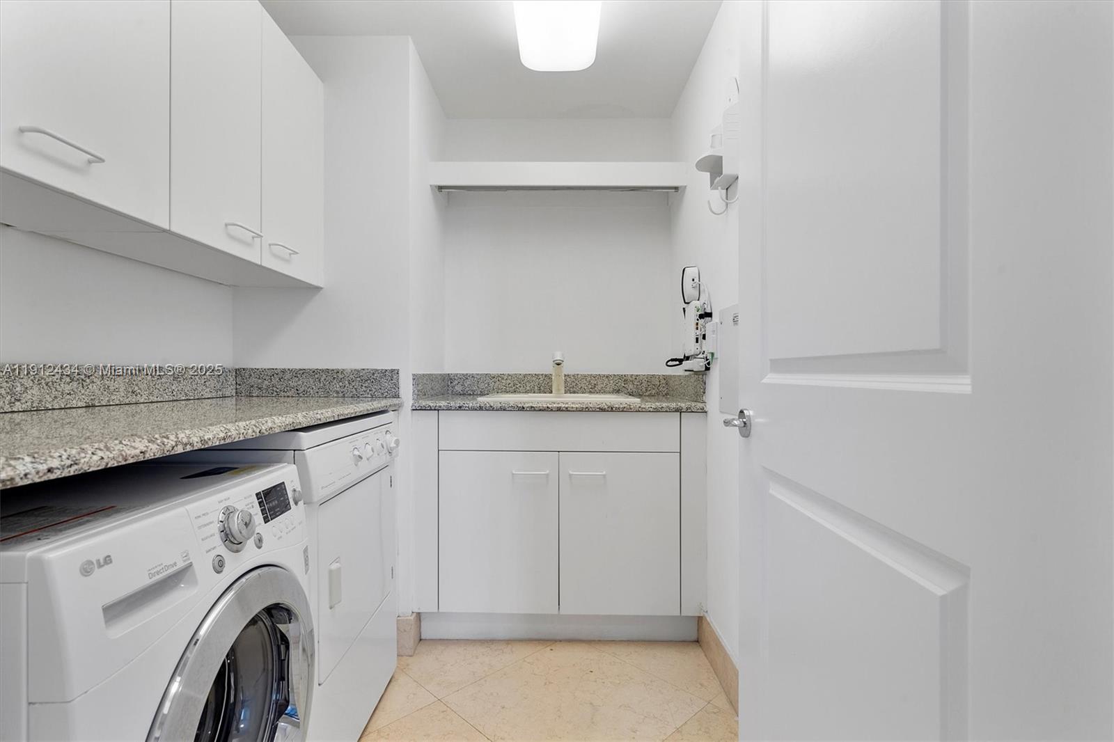 BELLAMARE @ WILLIAMS ISLA - Residential