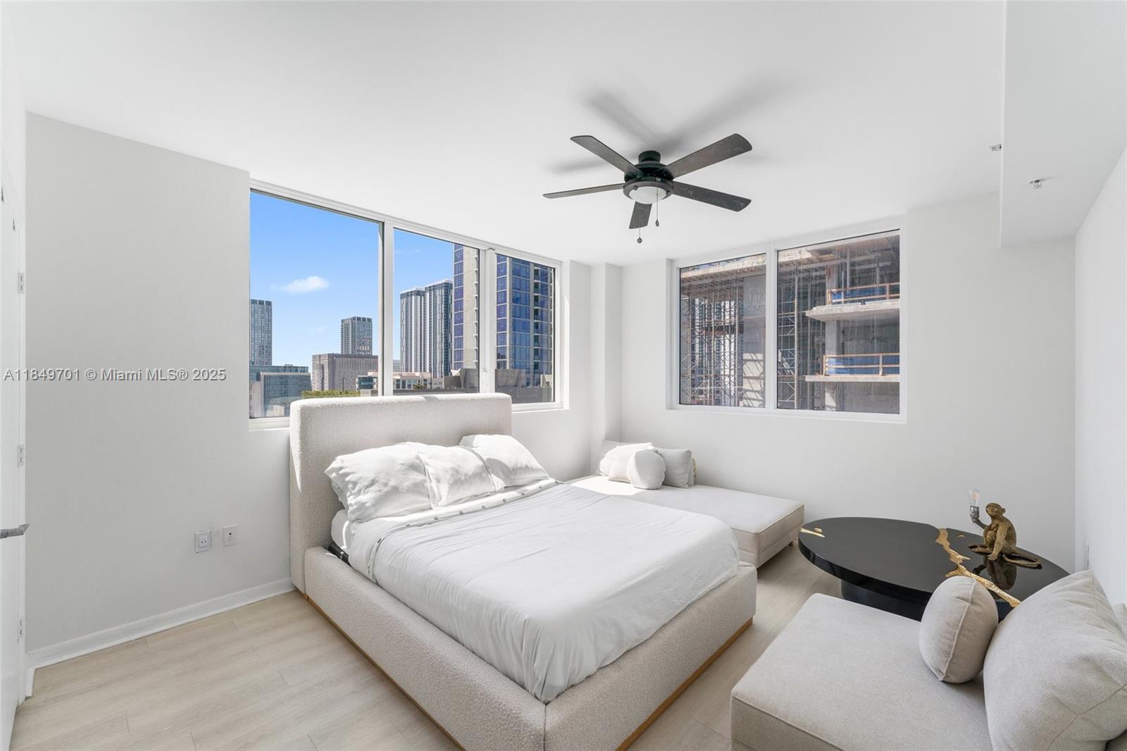 VIZCAYNE NORTH CONDO - Residential