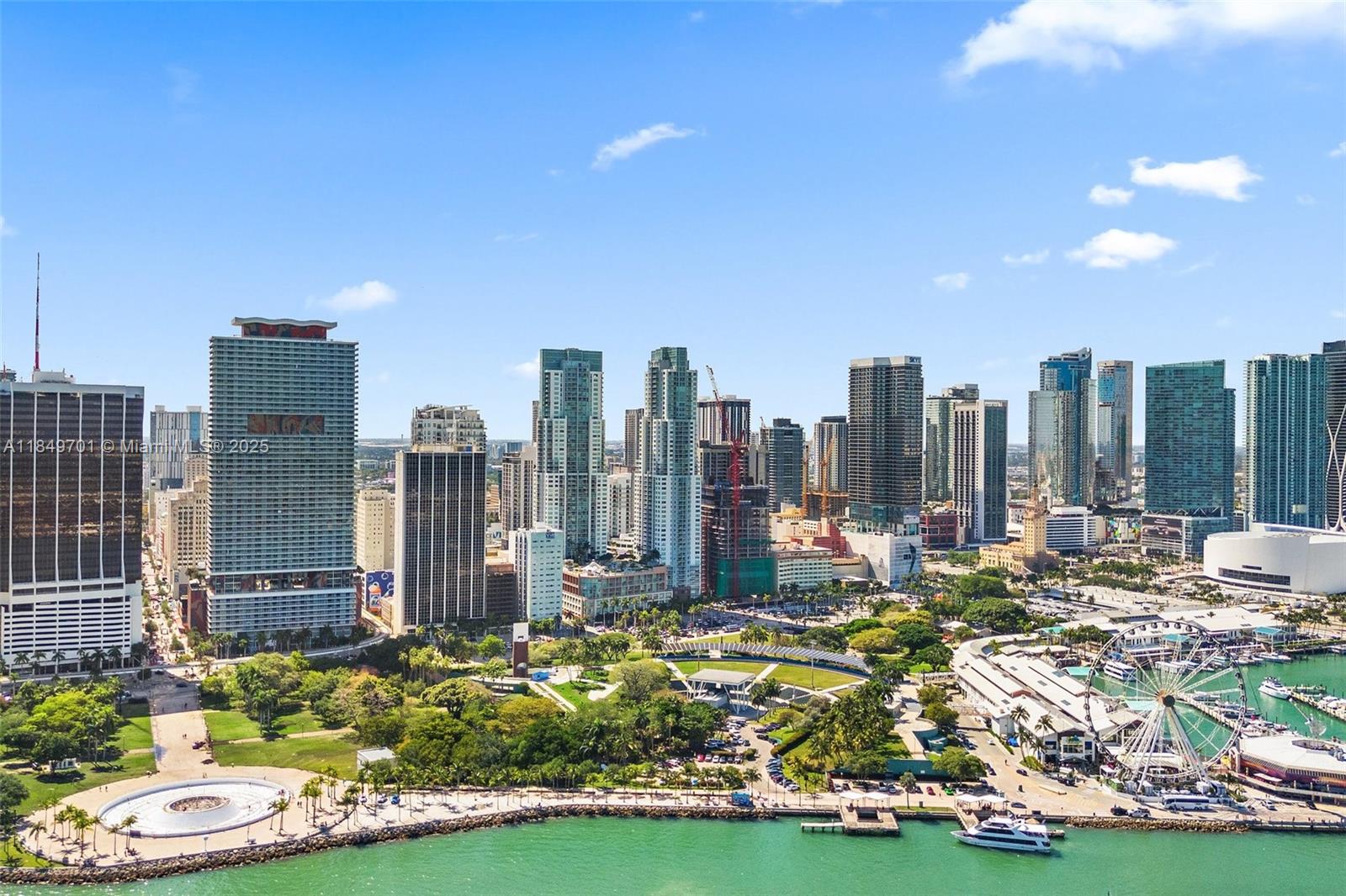 VIZCAYNE NORTH CONDO - Residential